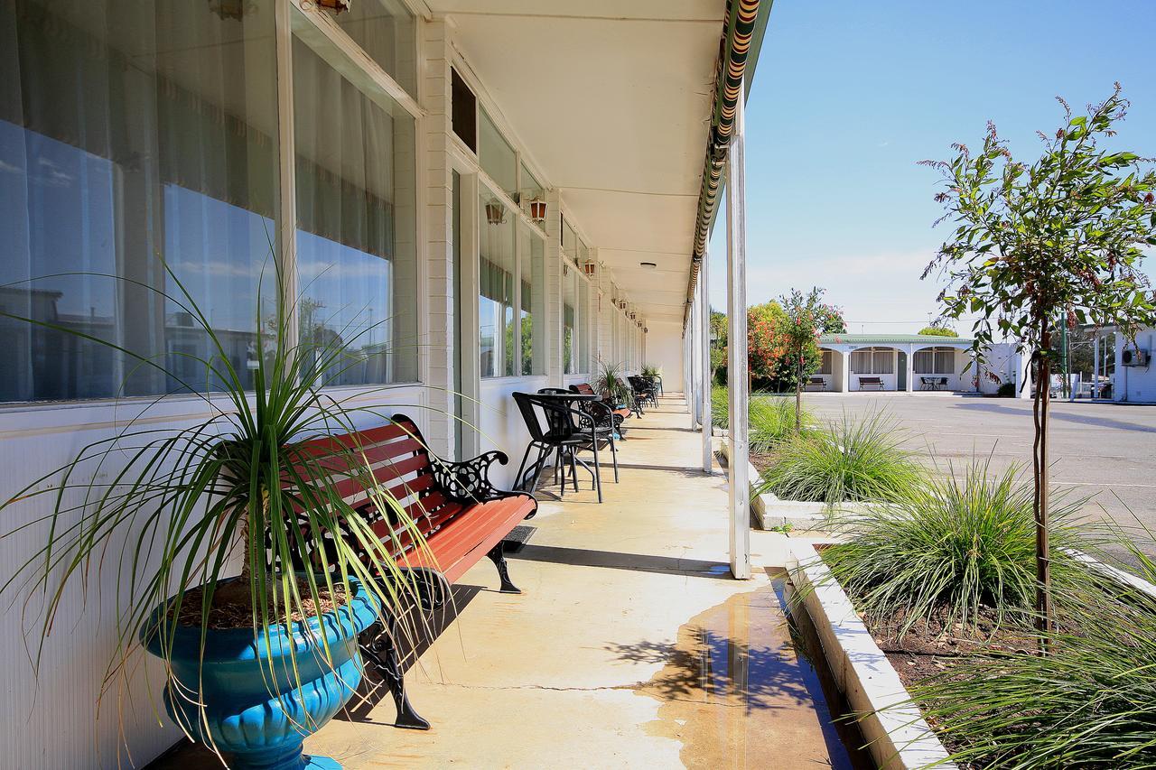 Hi Way Motor Inn Yass Ngoại thất bức ảnh